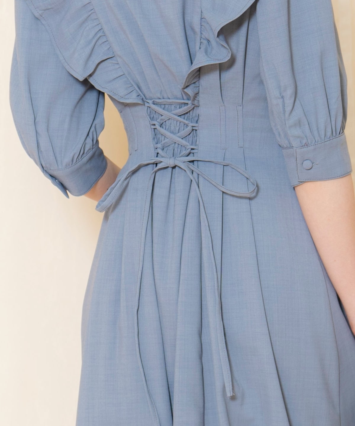 タックウエストフリルシャツワンピース
