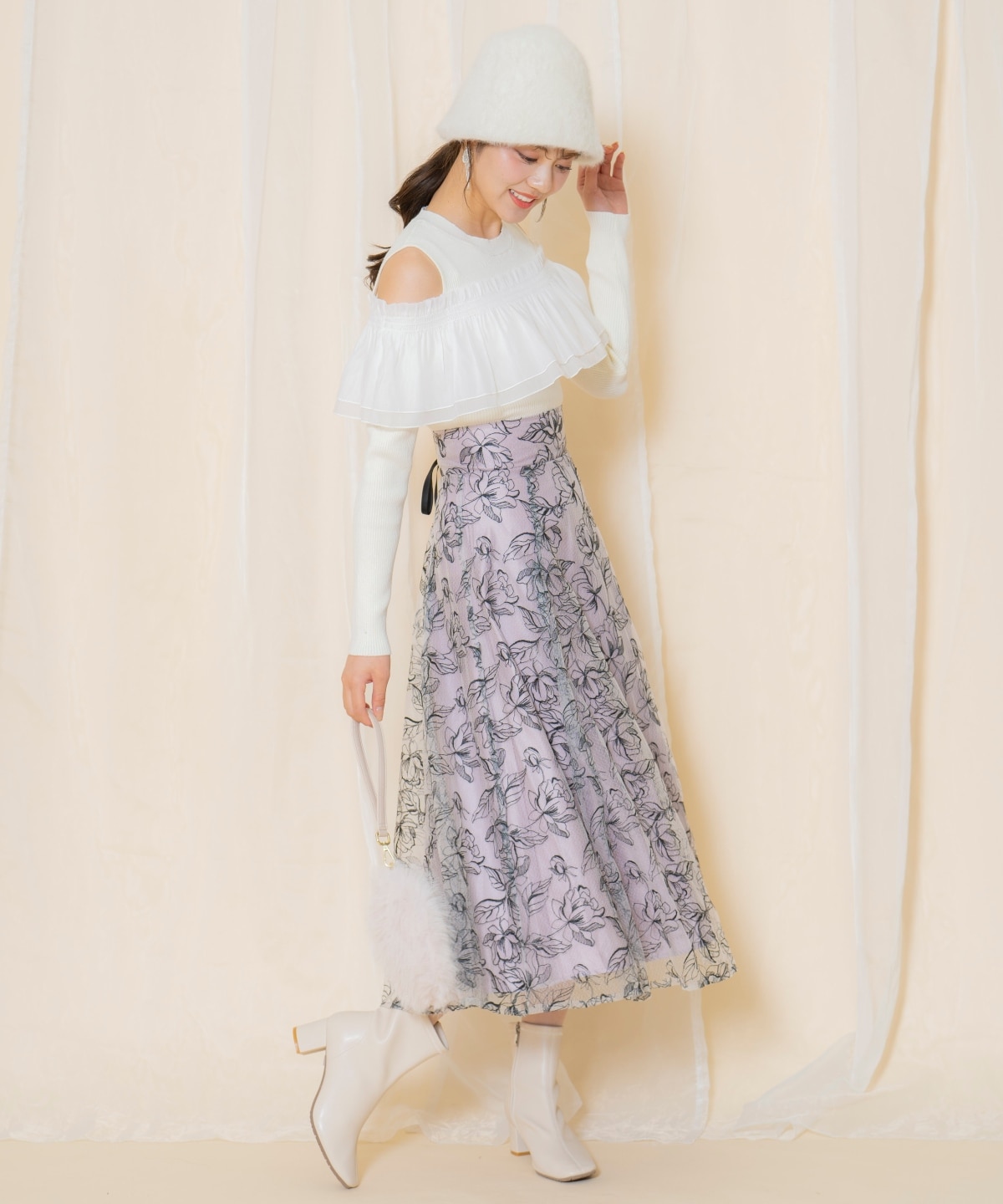 シアーフリルニット