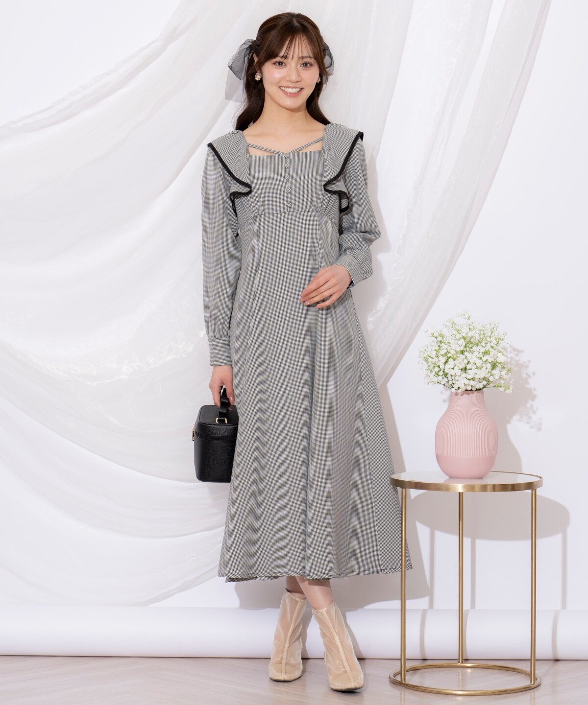 配色パイピングフリルワンピース