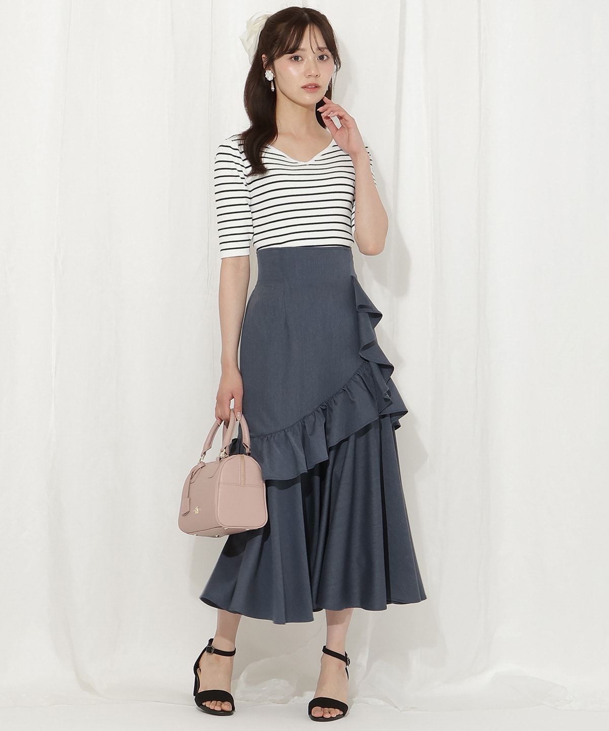 ハートネックニットプルオーバー