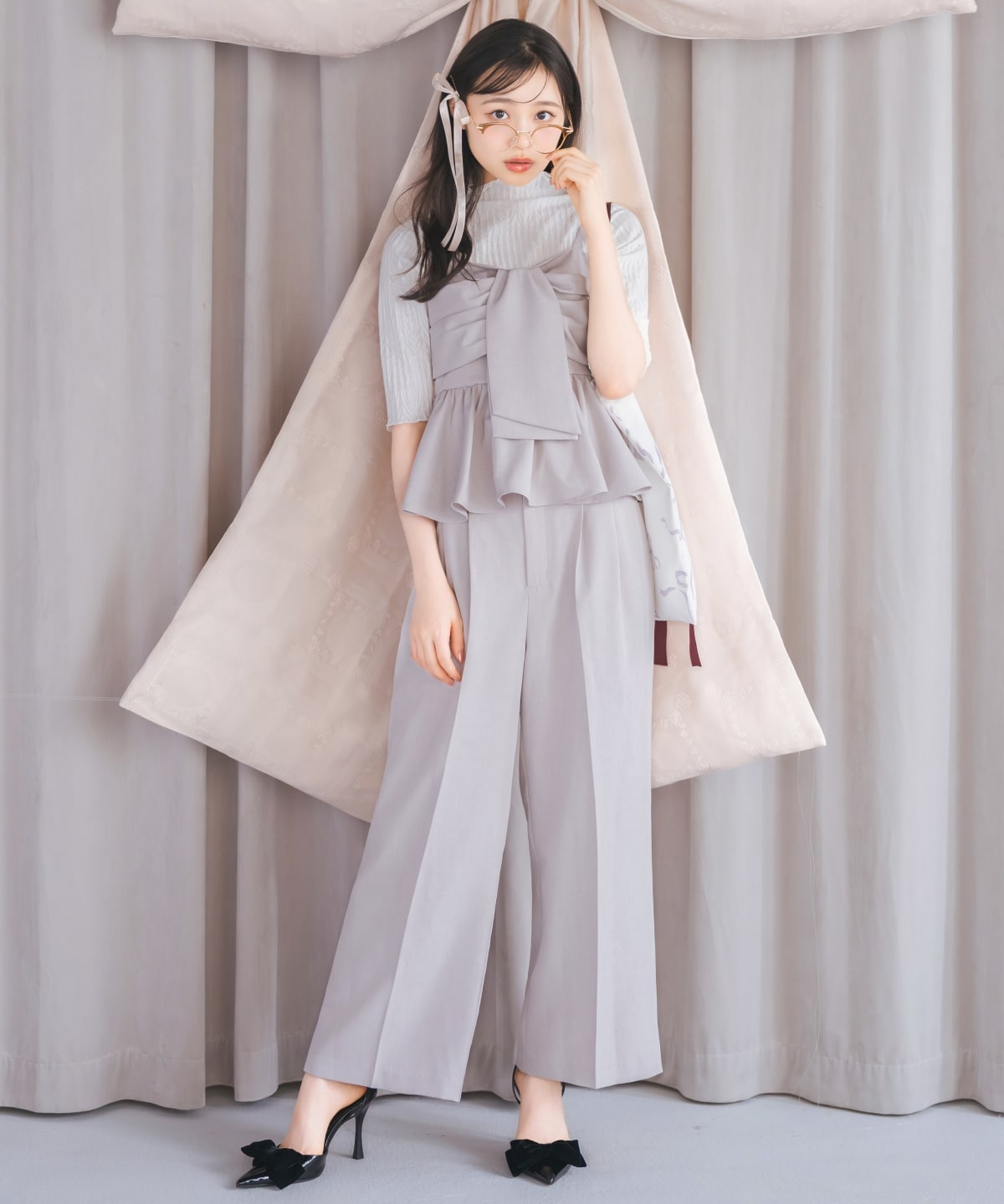 ベルト付きタックワイドパンツ