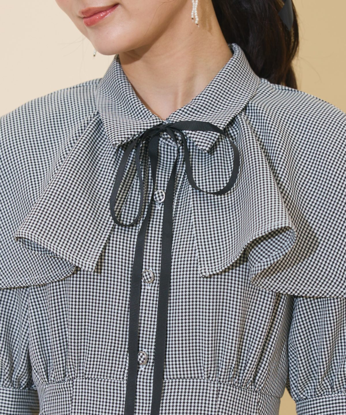 スクエアラッフルシャツワンピース