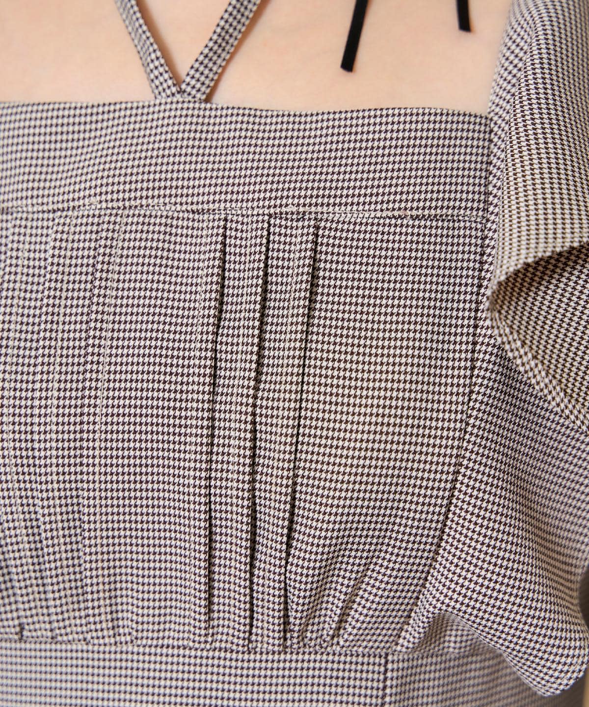 ネックリボンギャザー切り替えワンピース