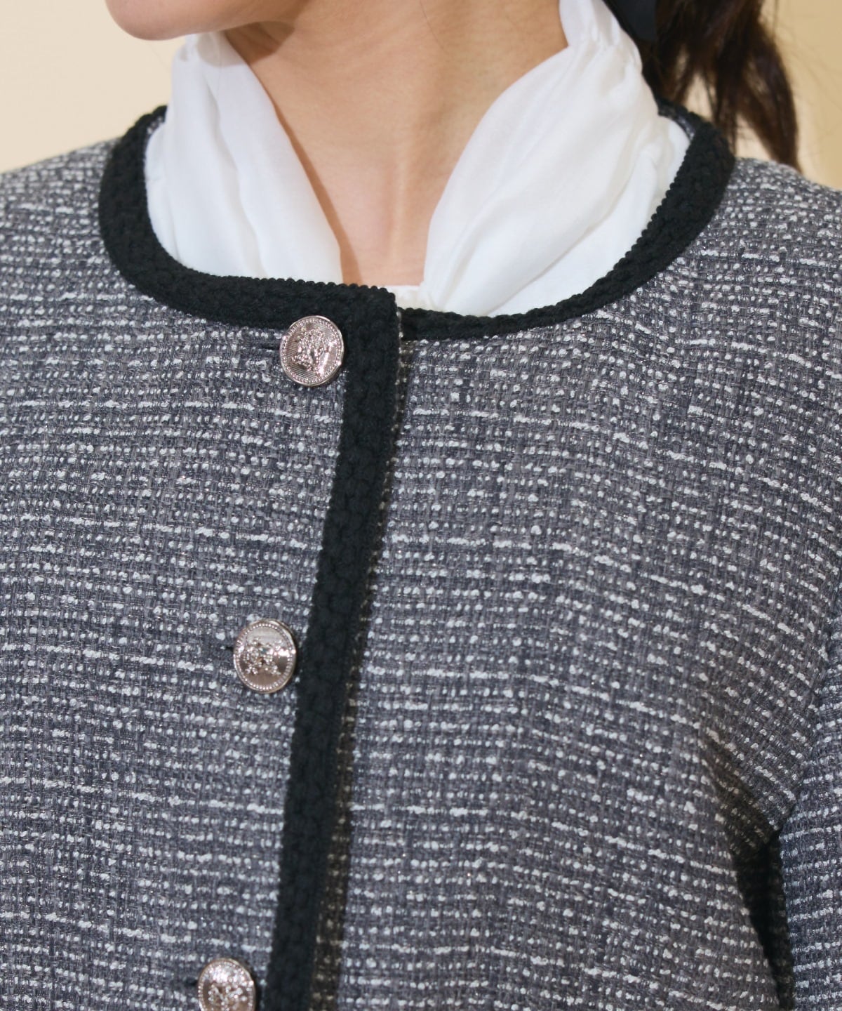 ブレードデザインノーカラーツイードジャケット