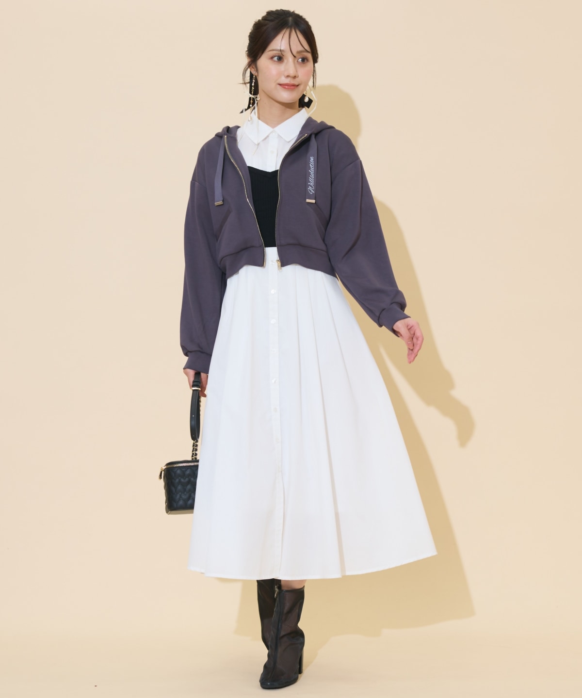 ロゴテープパーカー