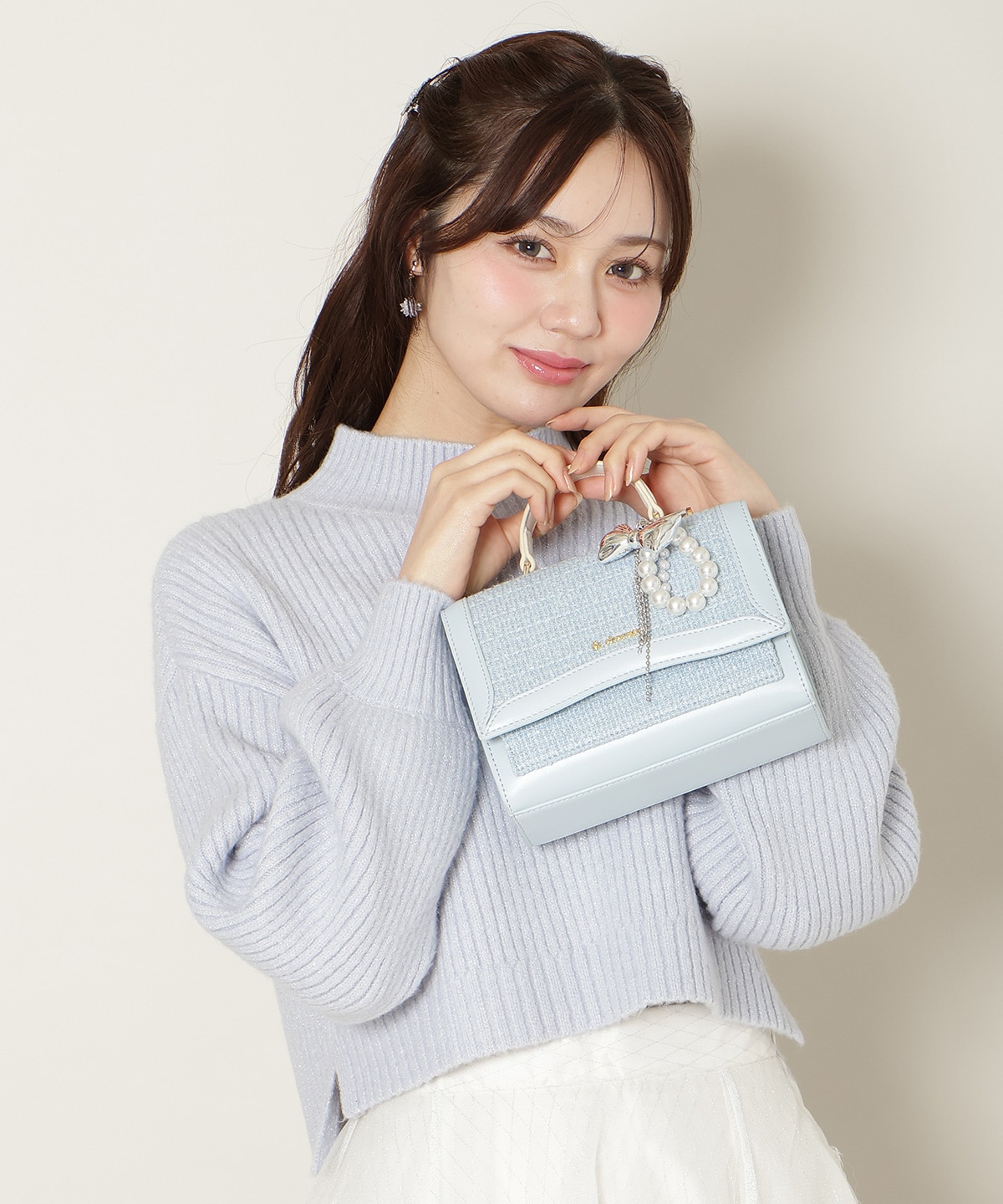 【12/5(fri)10時発売】ブローチ付きクロップドラメニット