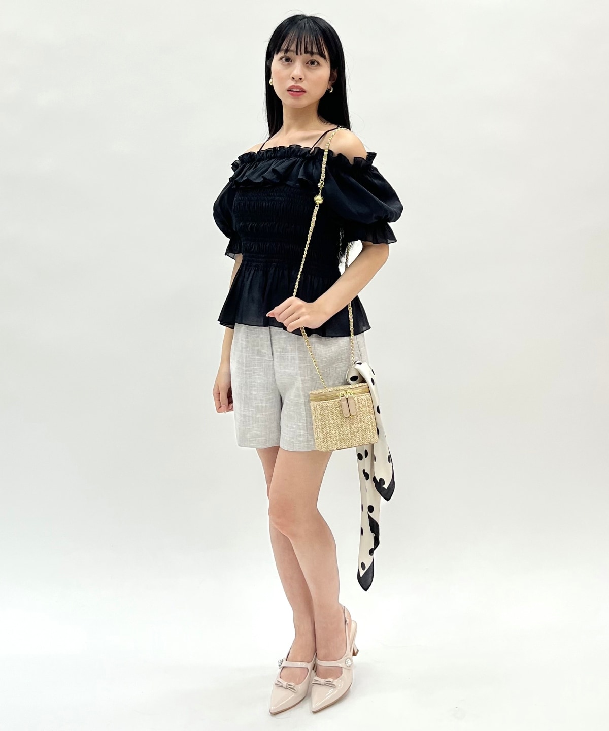 シャーリングペプラムブラウス