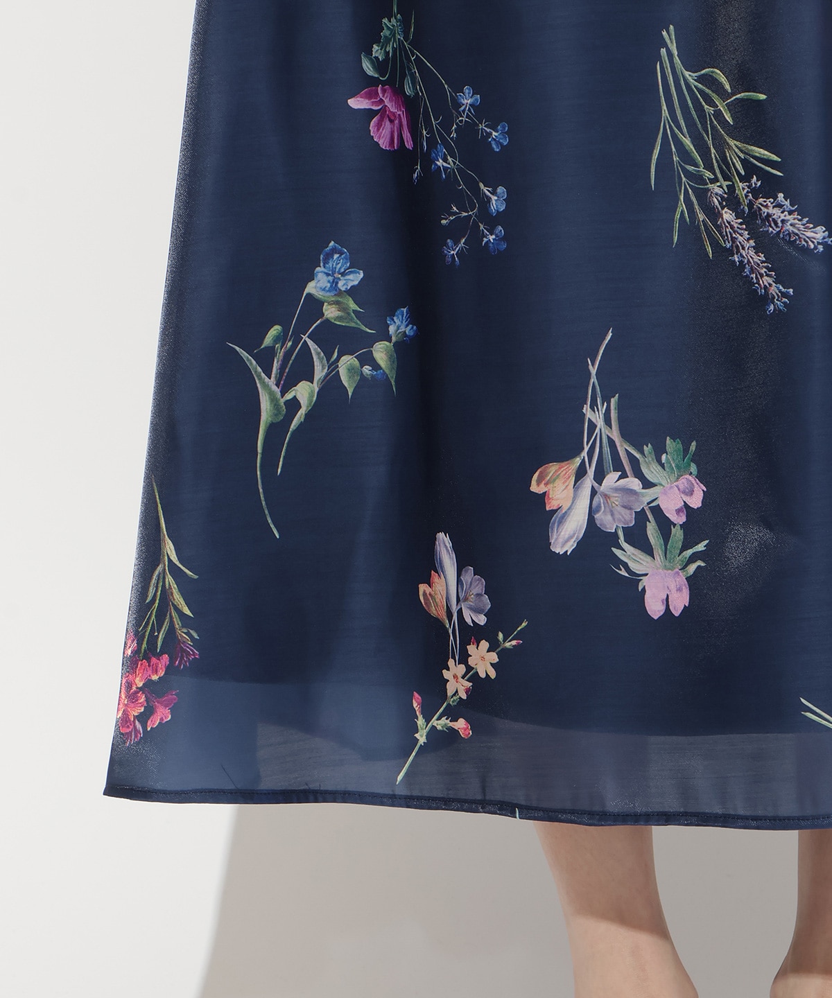 【3/12(thu)10時発売】ボタニカルフラワーシアータックスカート