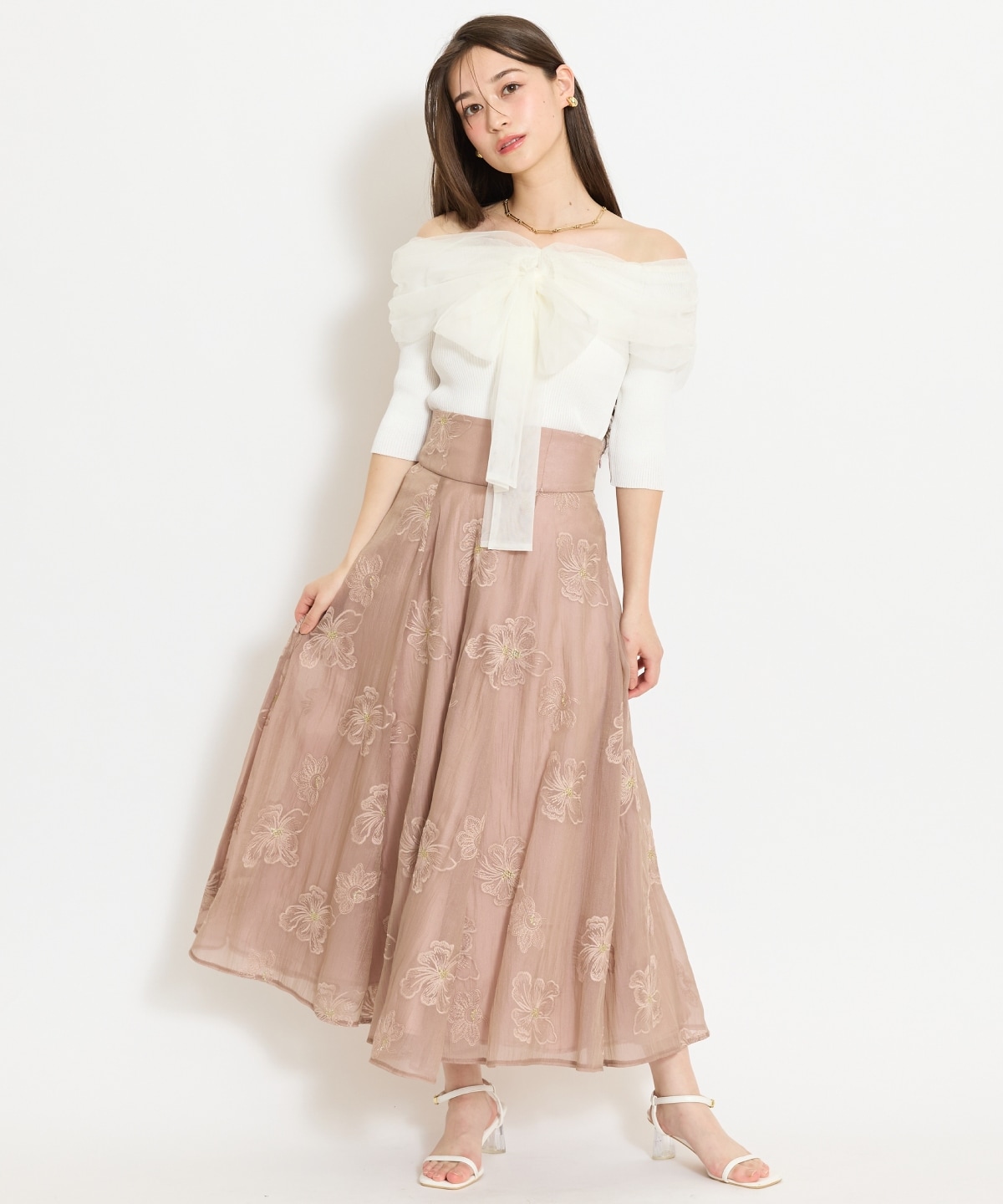 フラワー刺繍シアースカート