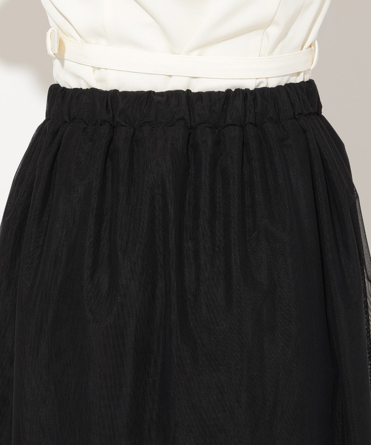 アシメティアードチュールスカート