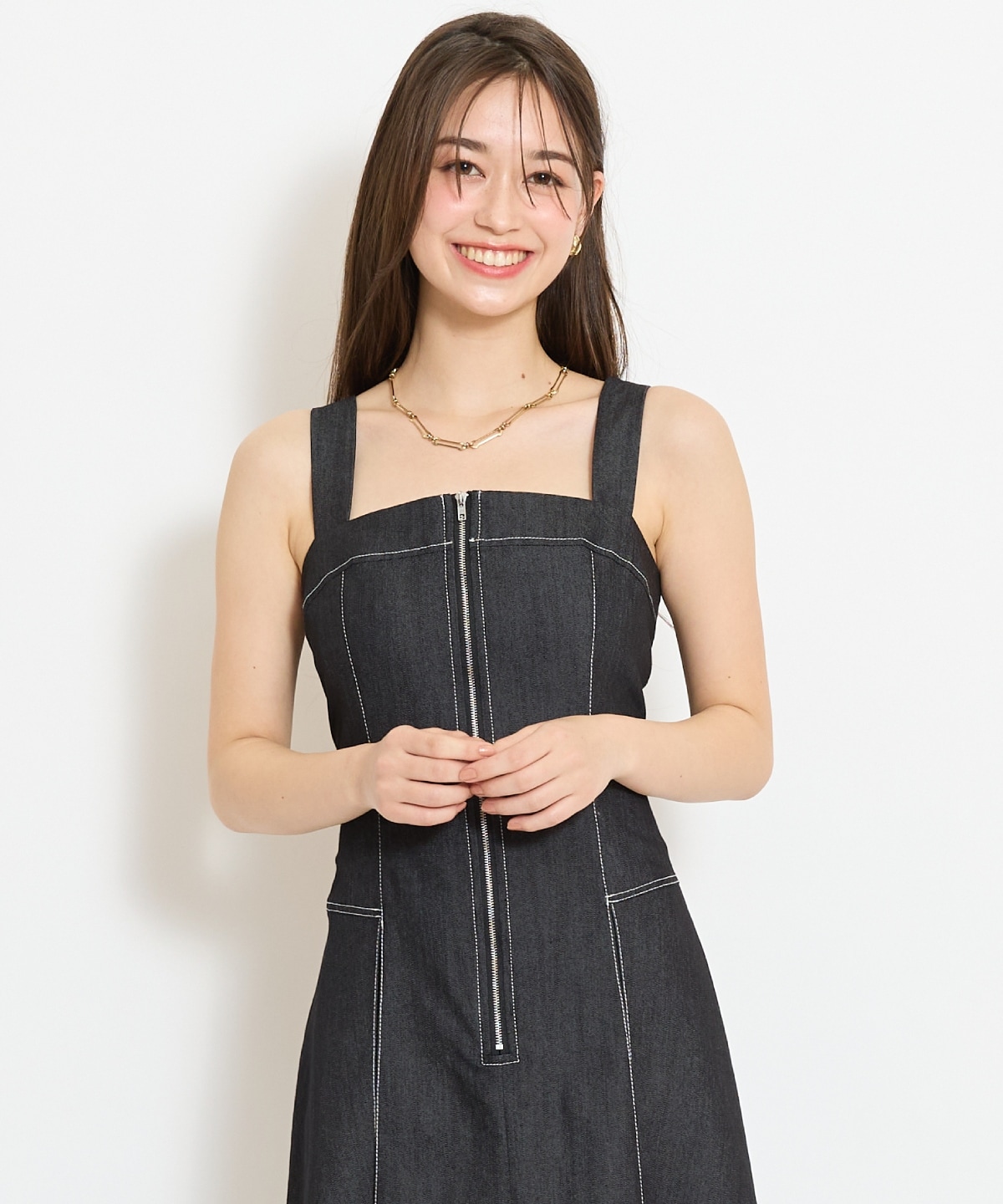 ステッチデザインフロントZIPワンピース