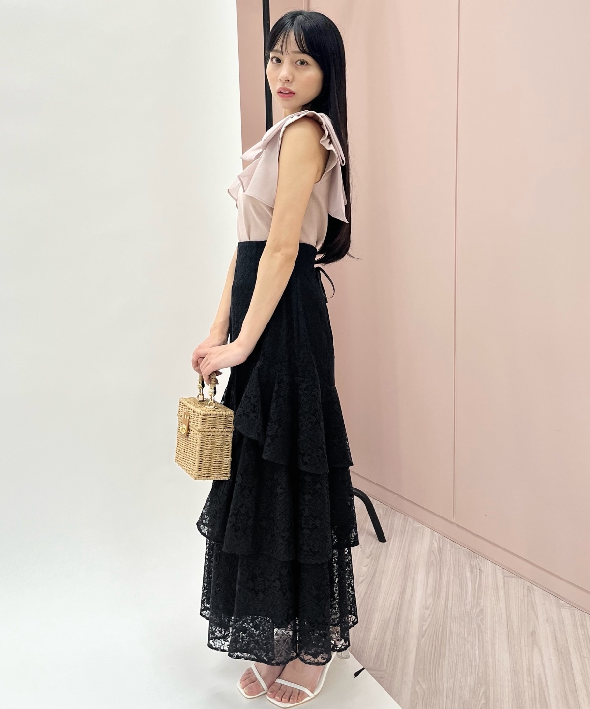 ショルダーリボンカットトップス