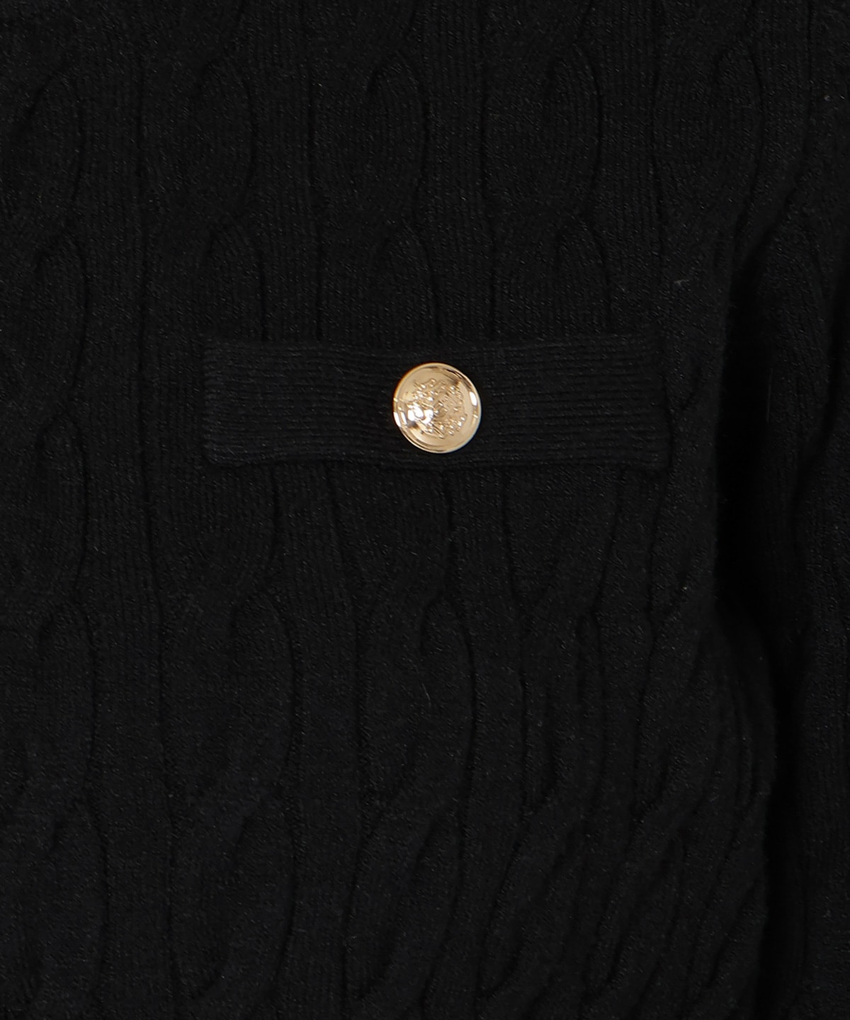 フリルレイヤードケーブルニット