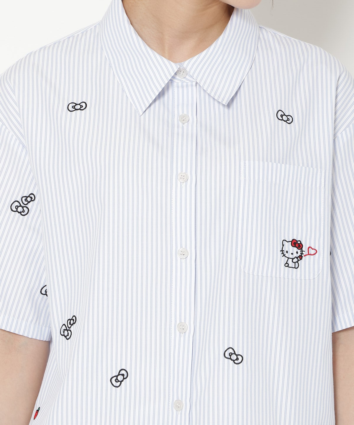 WILLSELECTION×HELLO KITTY 刺繍クロップドシャツ