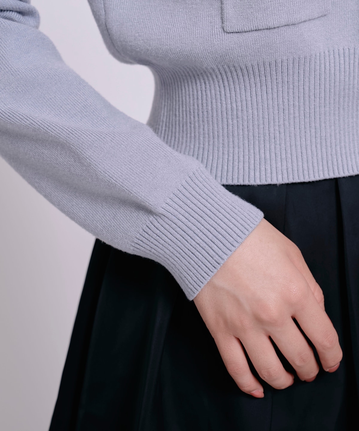 モチーフ刺繍フリルカラーカーディガン
