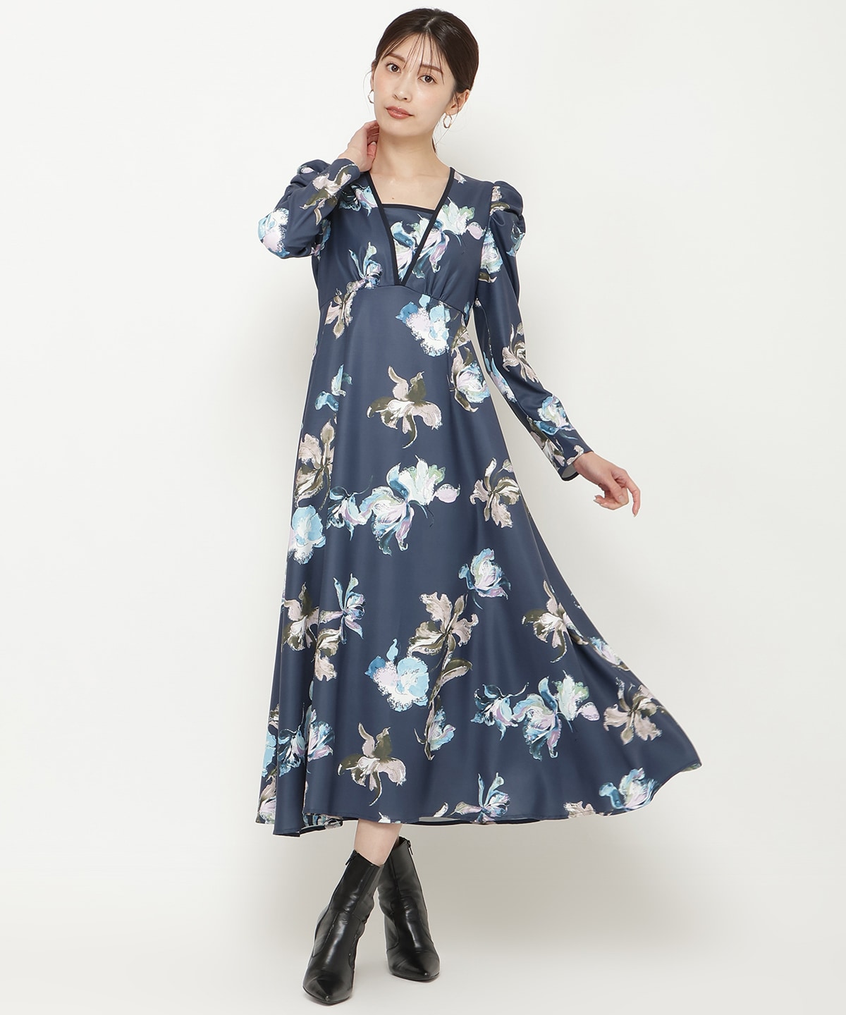 ウォーターフラワープリントワンピース