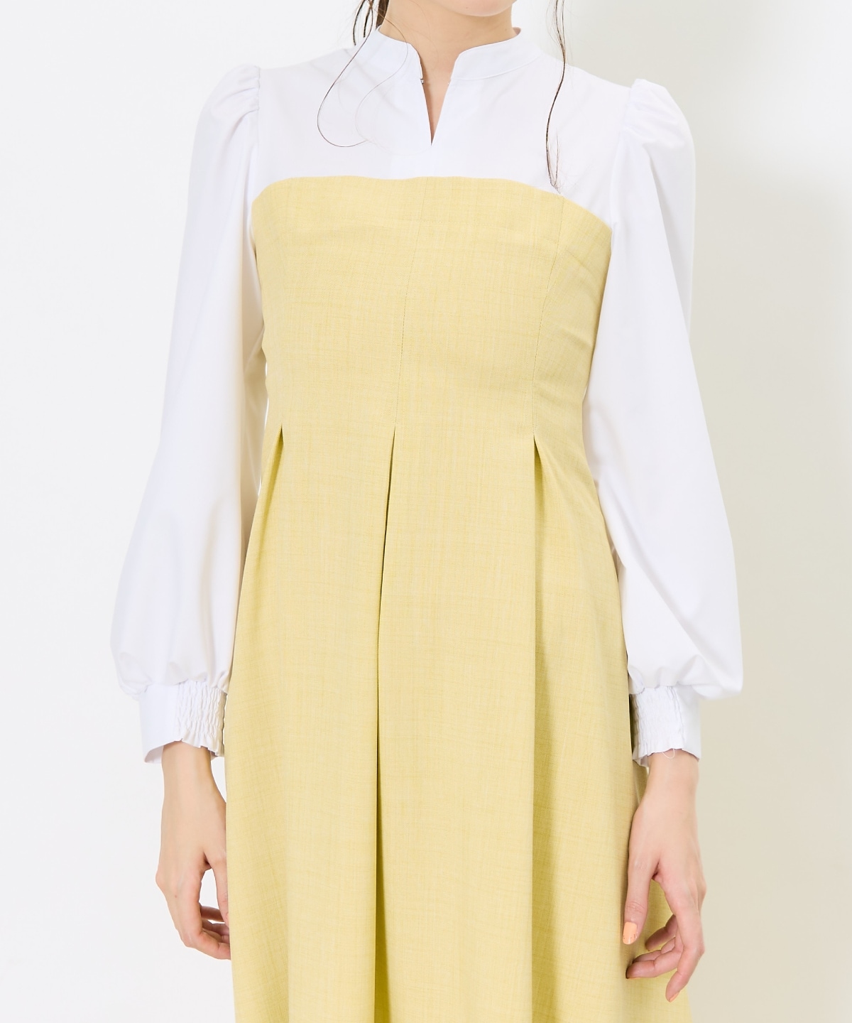 ヨーク切替リボンタイワンピース