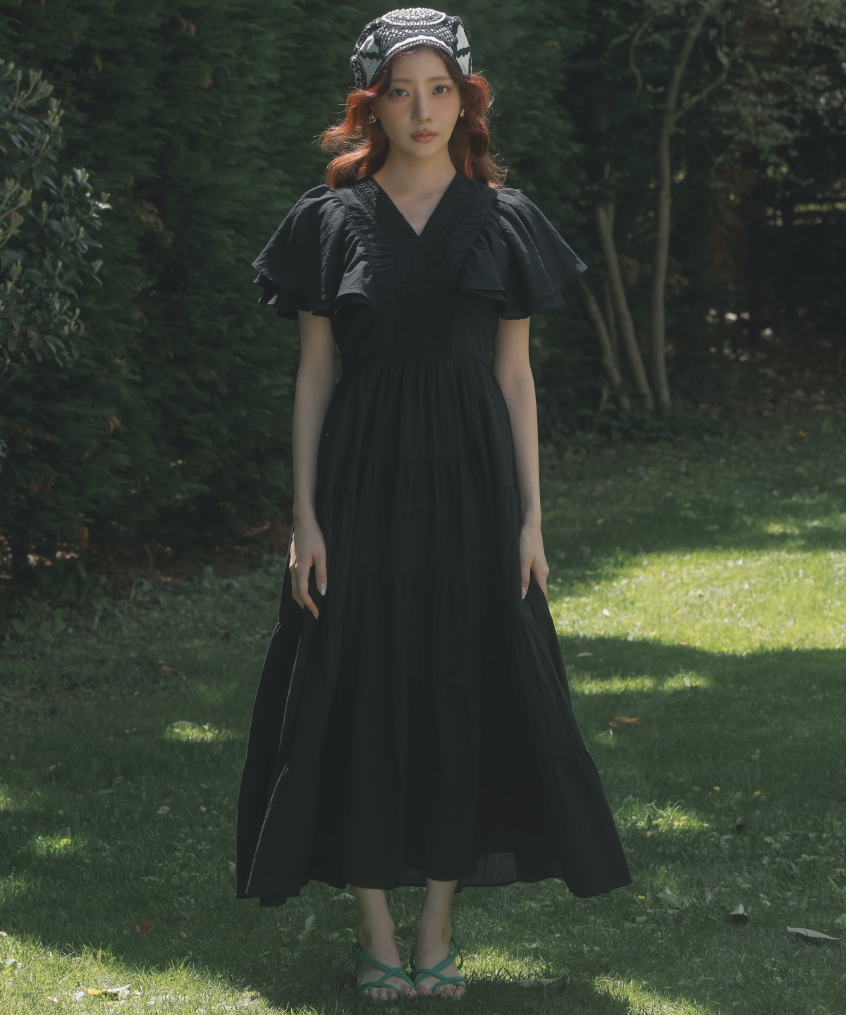 ギャザーVネックティアードワンピース