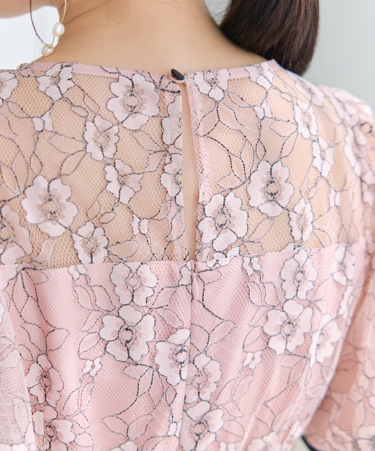 アシメギャザーパイピングレースドレス