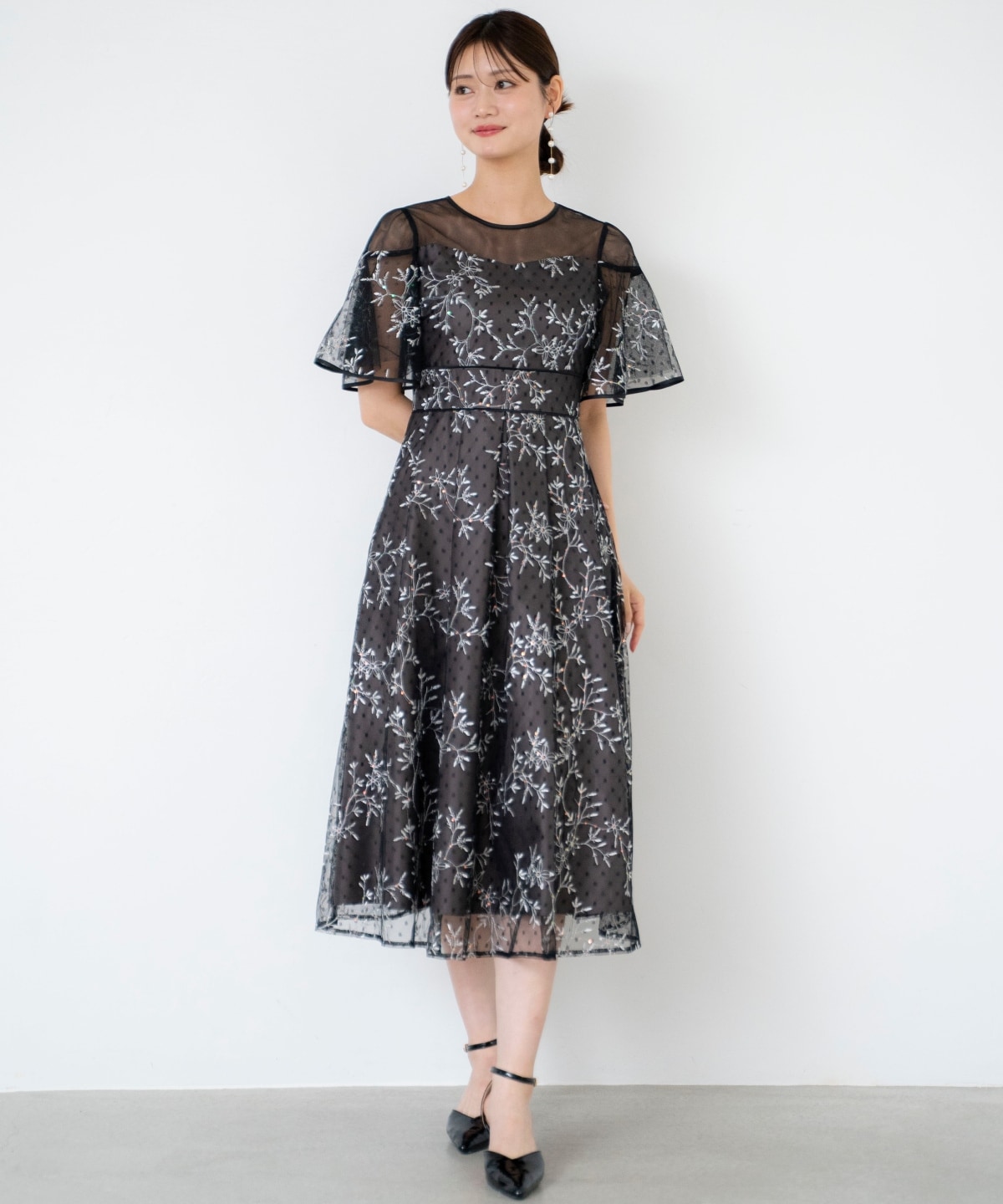 小花柄刺繍ドットチュールドレス