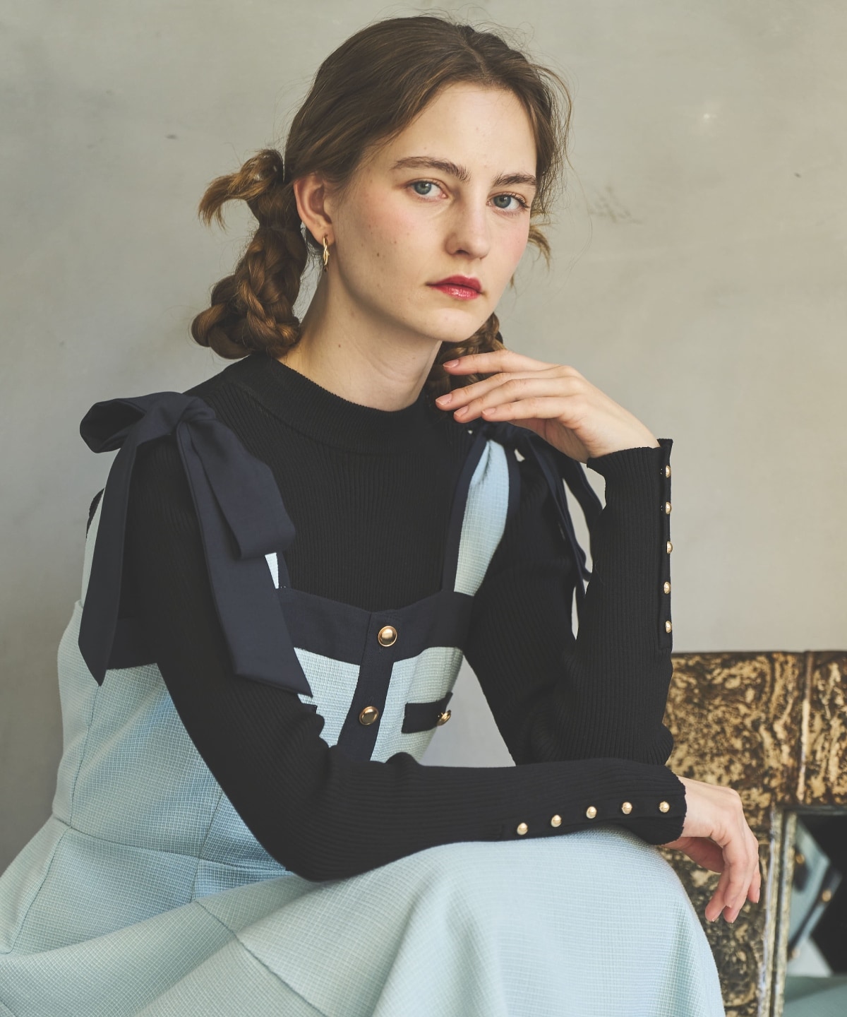 袖ボタンハイネックリブプルオーバー