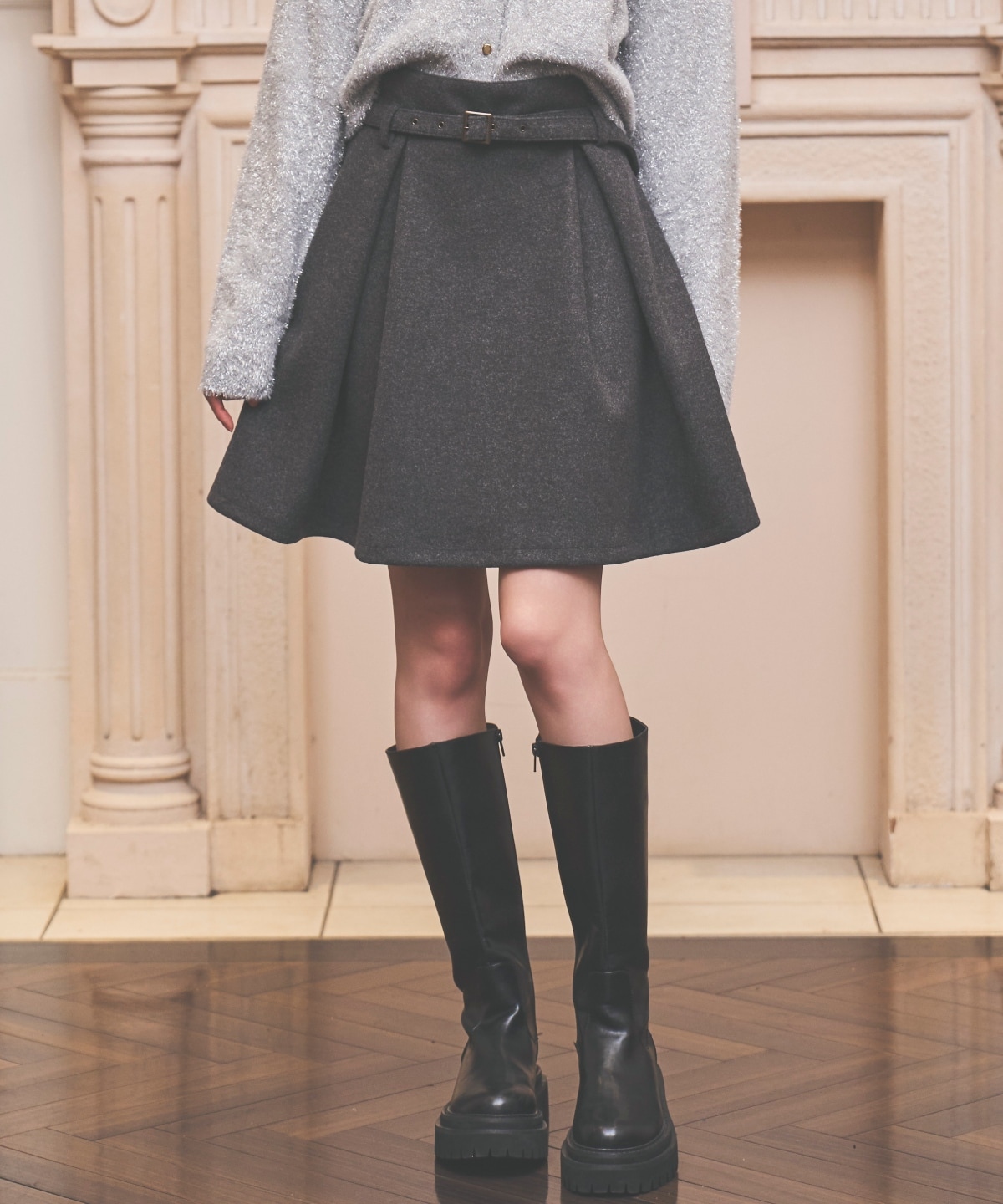 ベルト付きボックスミニスカート