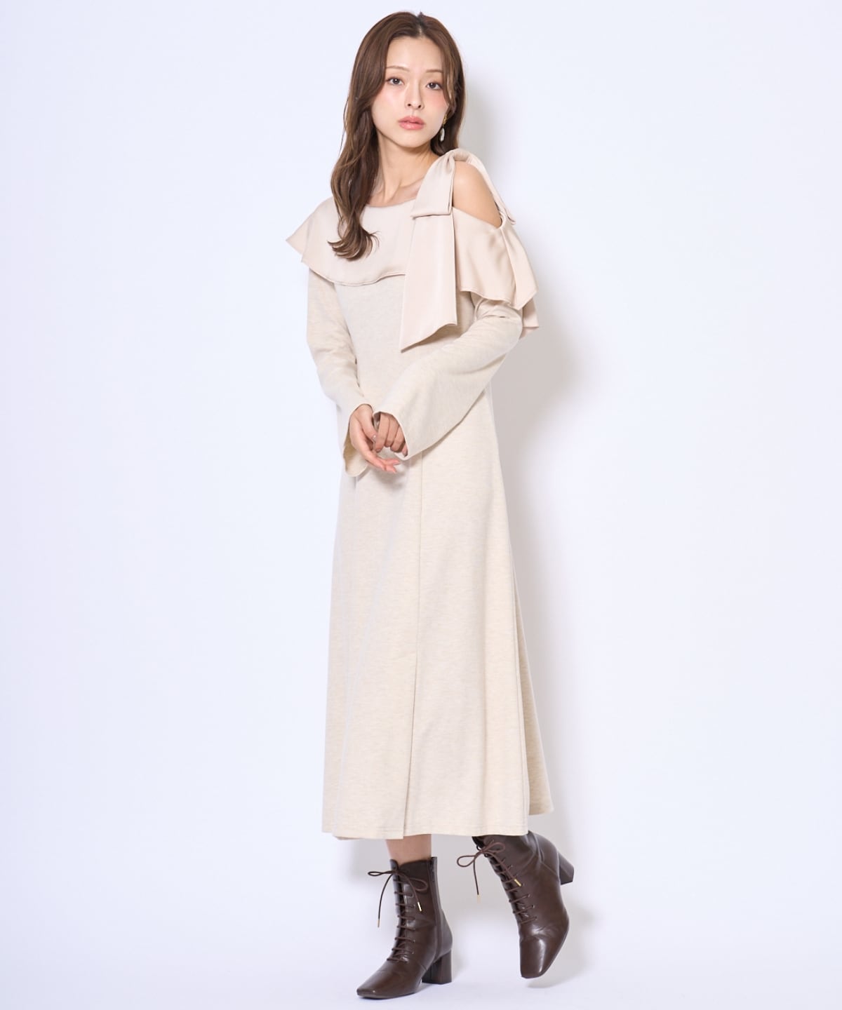 ショルダーリボンカットソーワンピース