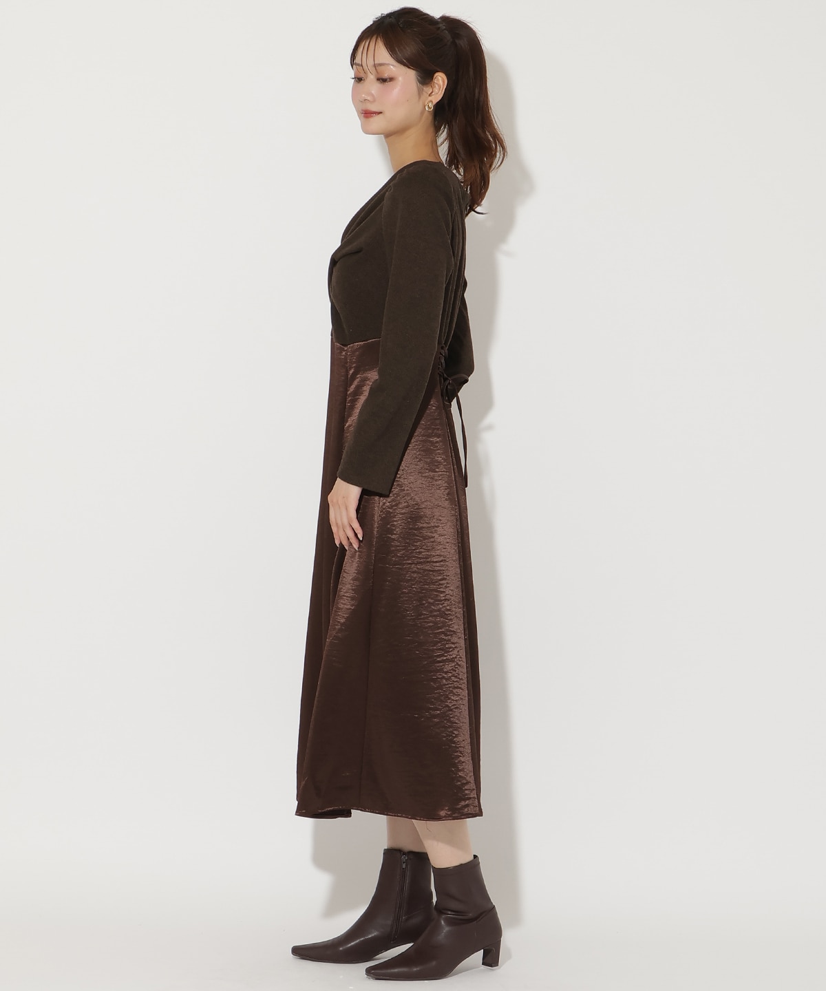 サテンドッキングワンピース