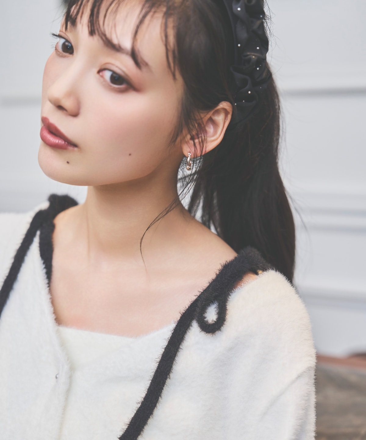 ラメフェザーショルダーリボンアンサンブル