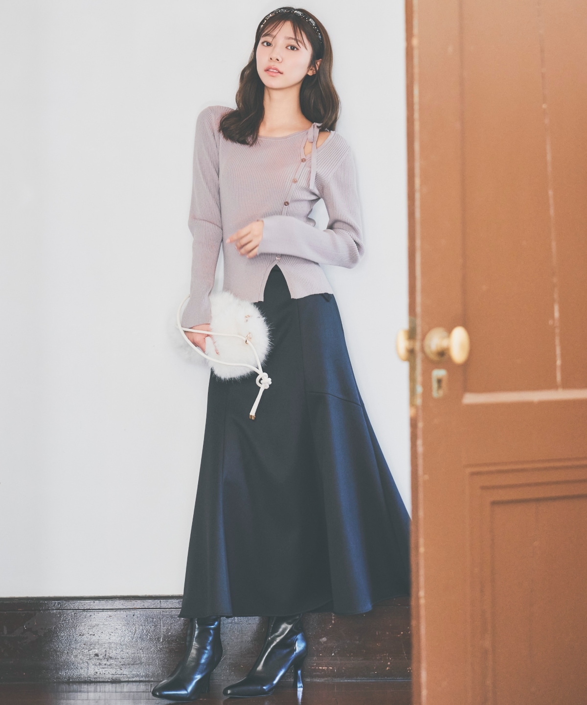 【先行予約受付中】アシメリボンスリットプルオーバー