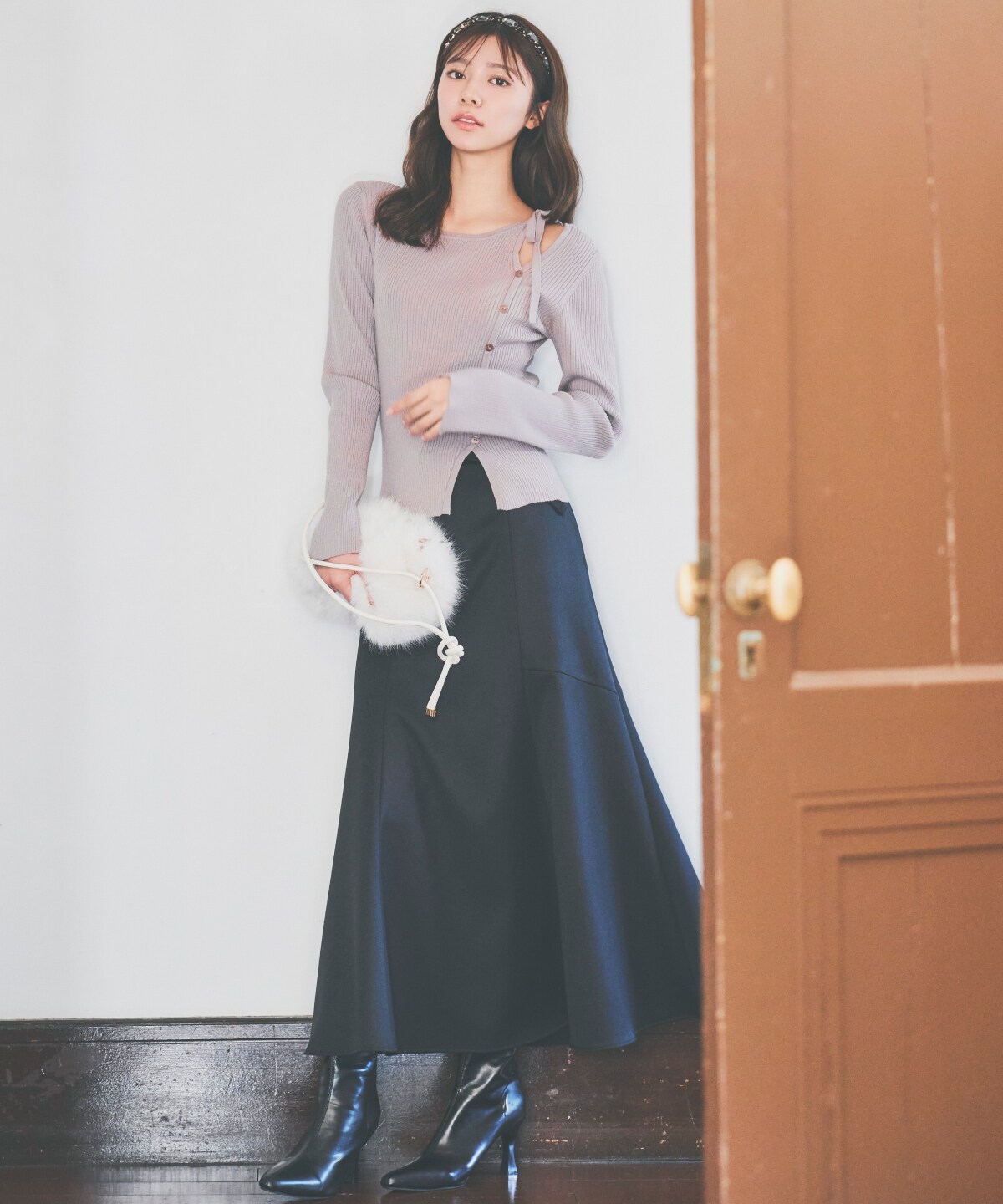 【先行予約受付中】アシメリボンスリットプルオーバー