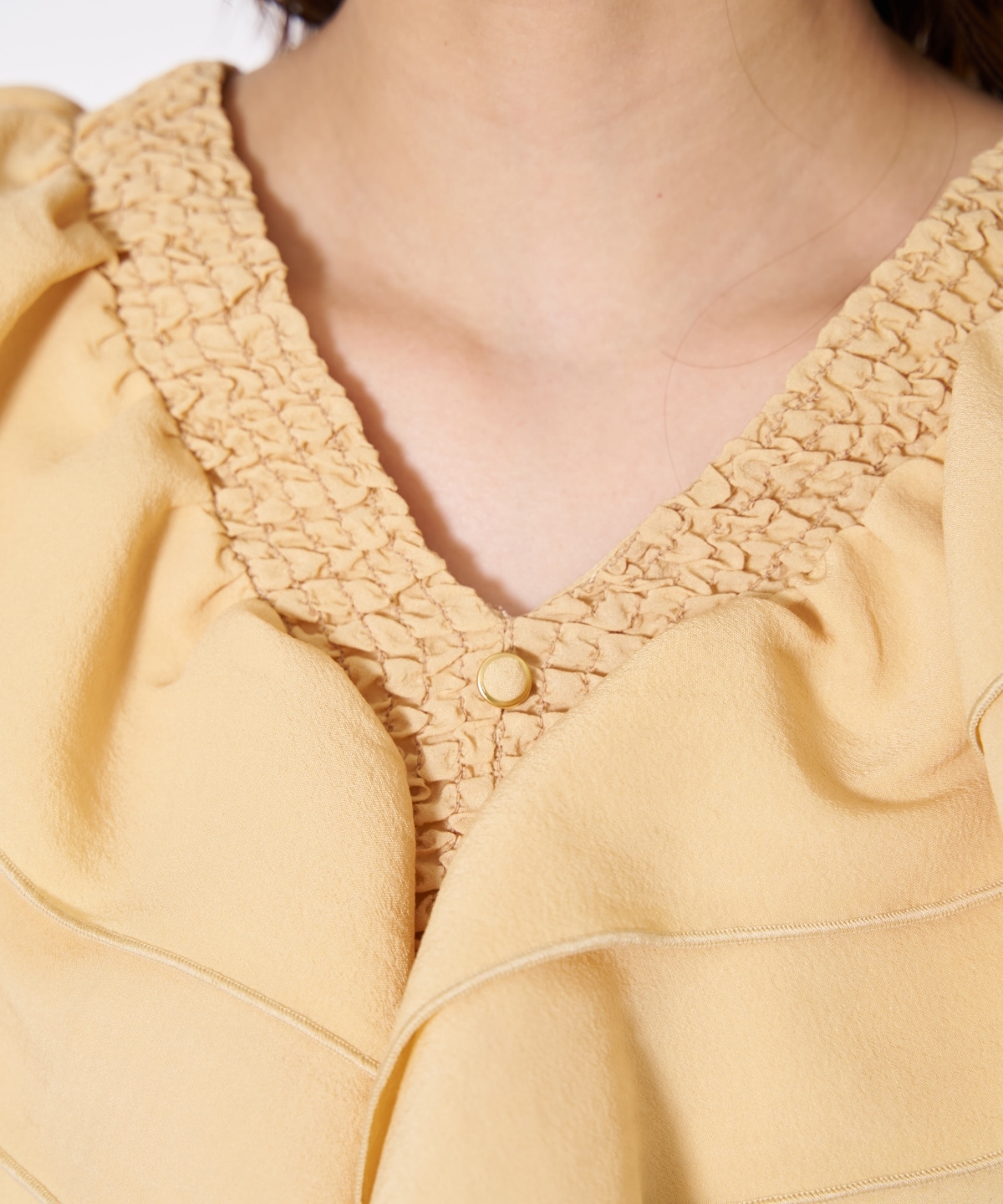 【先行予約受付中】シャーリングフリルブラウス