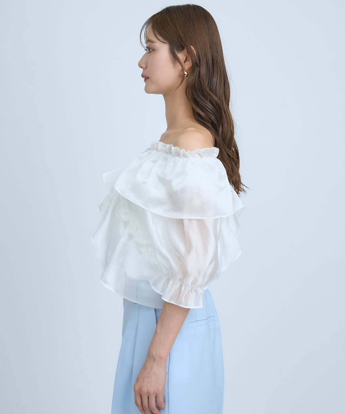 【先行予約受付中】フリルクロスシアーブラウス