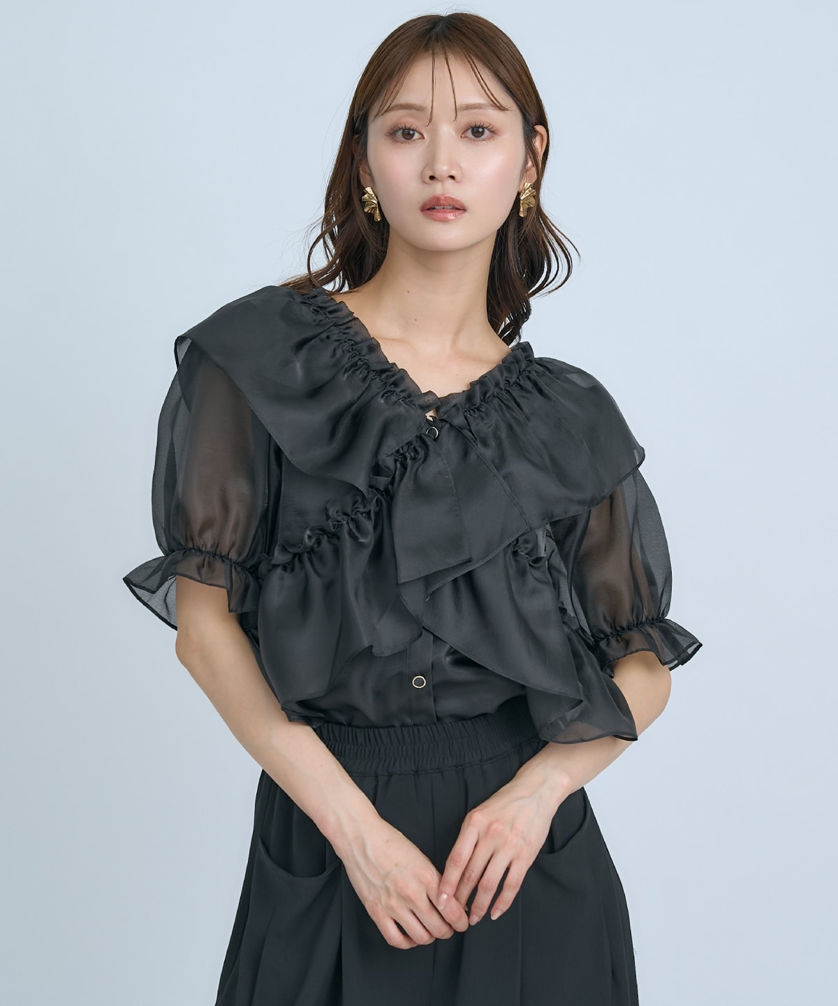 【先行予約受付中】フリルクロスシアーブラウス
