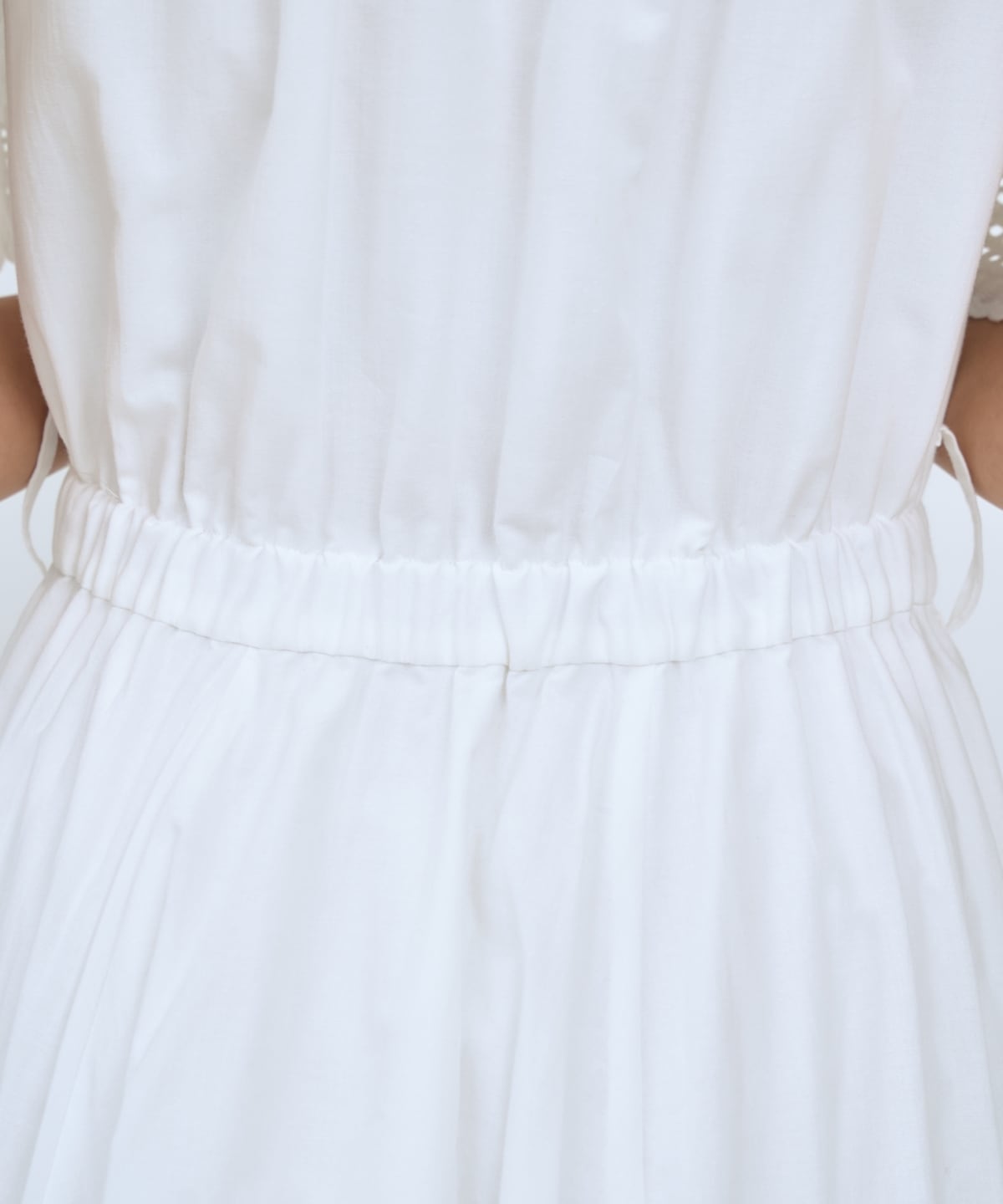 レースオフショルティアードワンピース