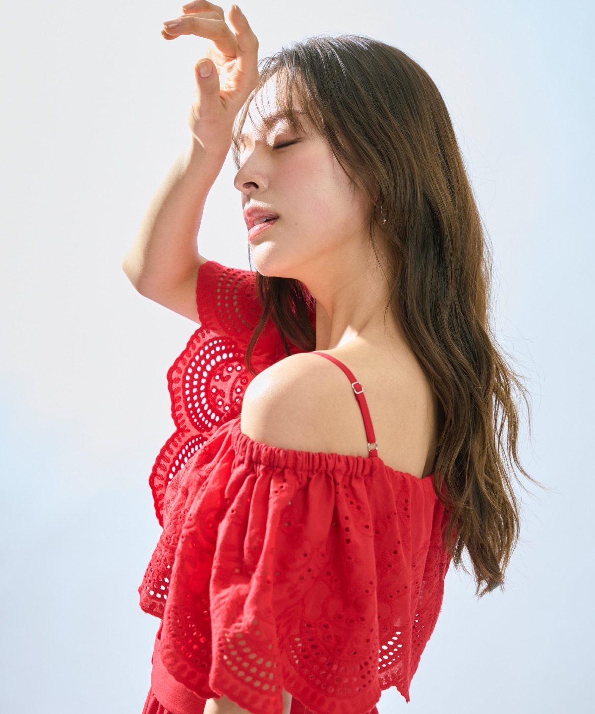 レースオフショルティアードワンピース