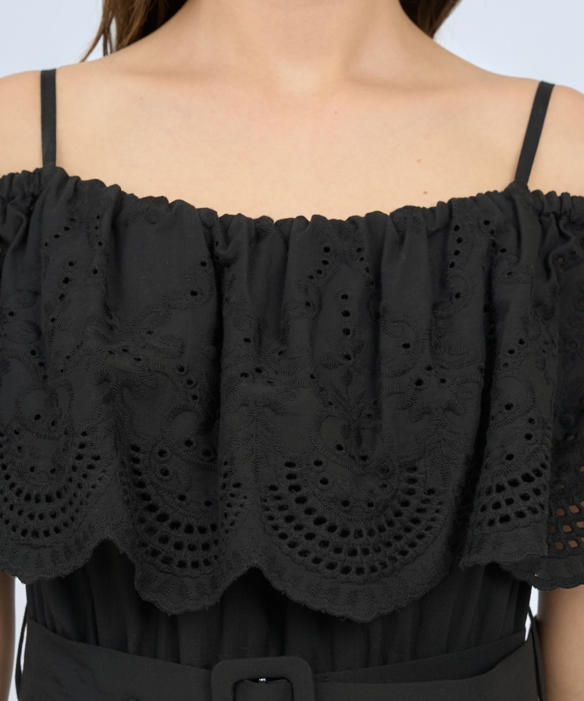 レースオフショルティアードワンピース