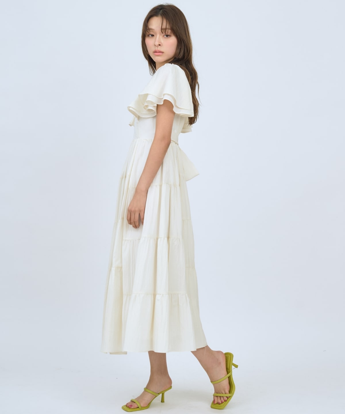 【先行予約受付中】Vネック襟レースティアードワンピース