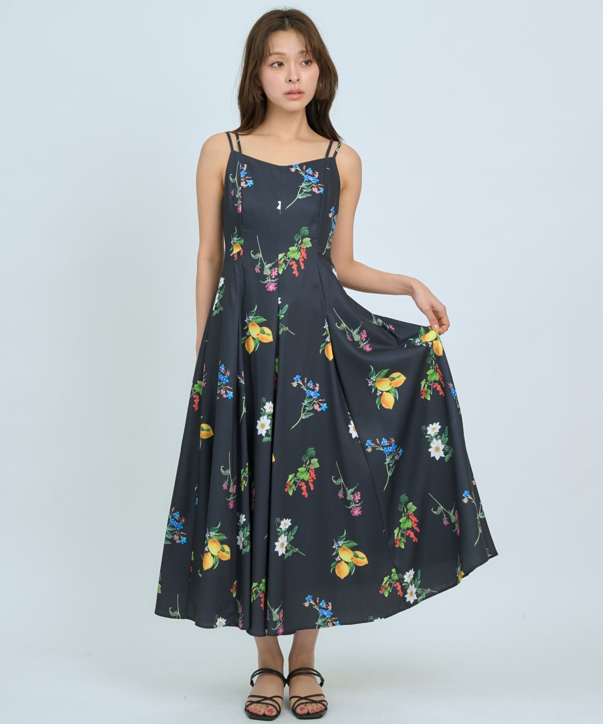 【5/14(木)一部店舗先行発売】フルーツ×フラワープリントワンピース