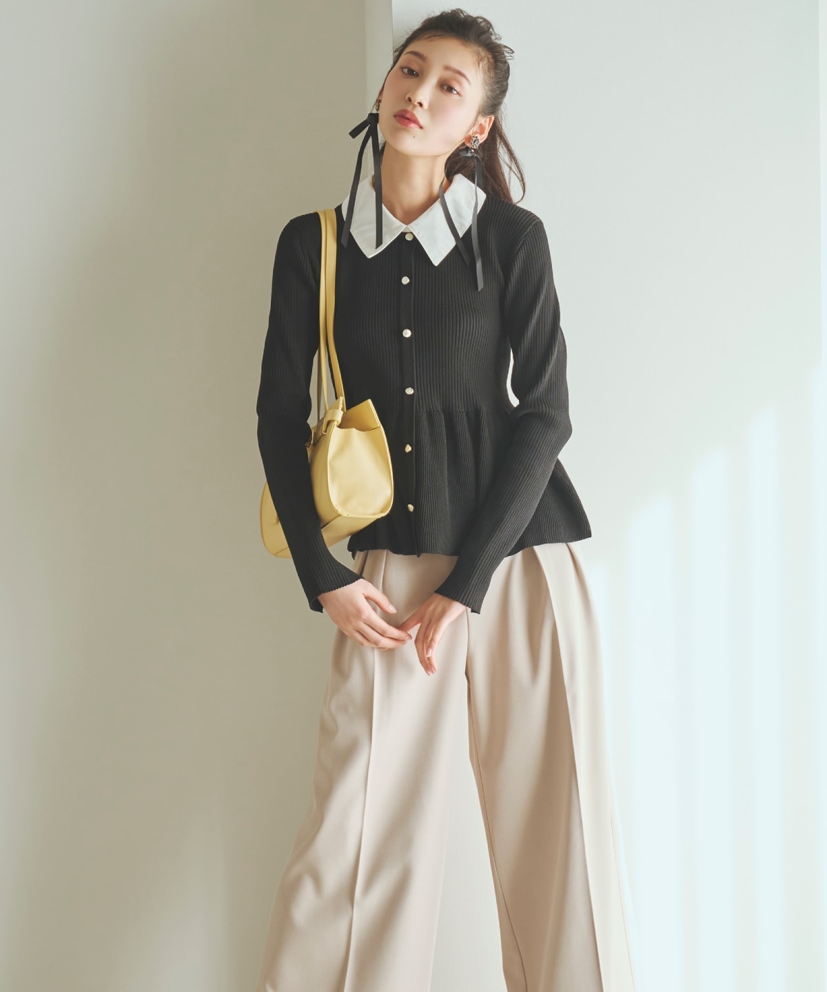 【先行予約受付中】シャツ襟付きペプラムニットプルオーバー