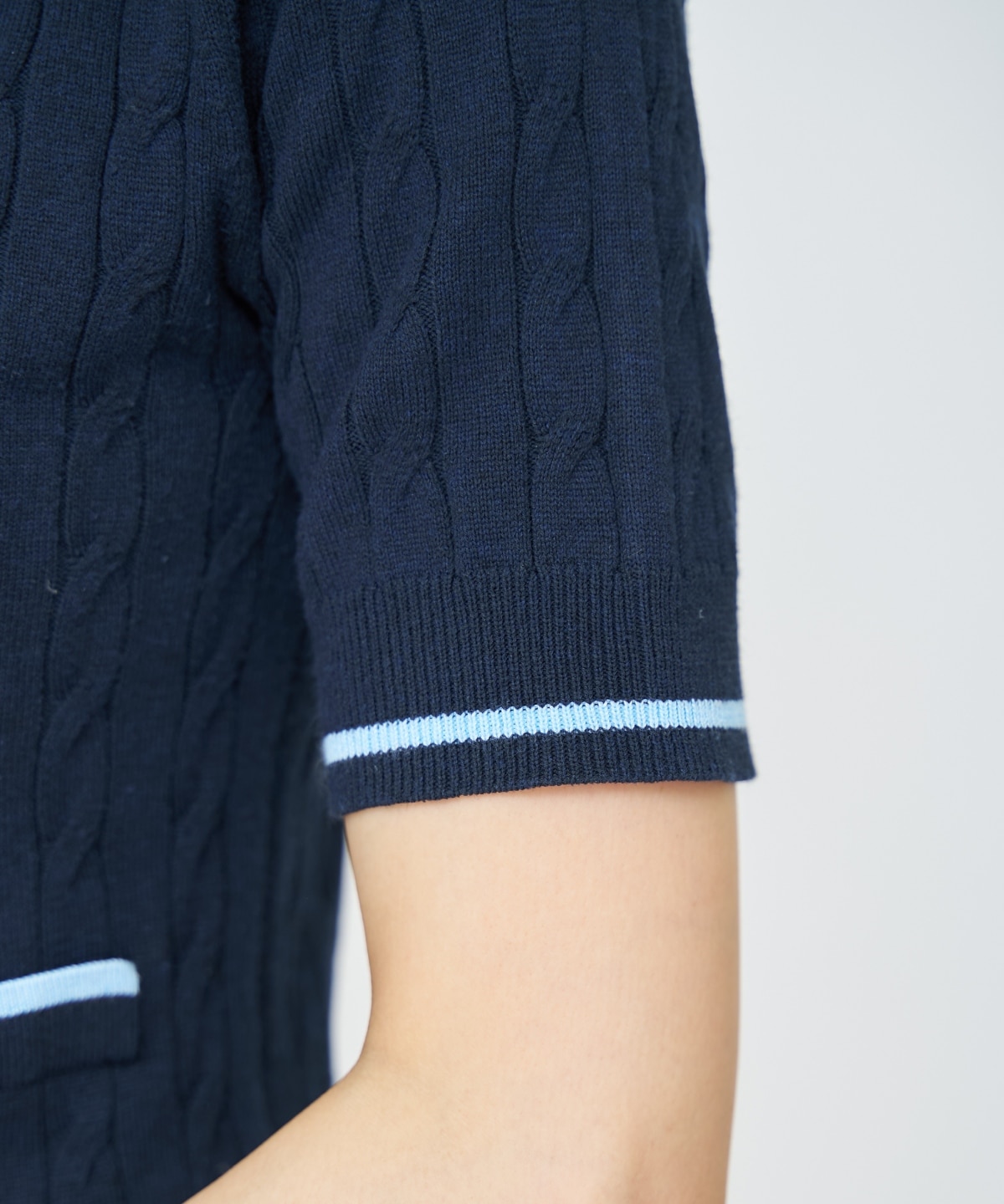 【先行予約受付中】配色シャツ襟ペプラムニットプルオーバー