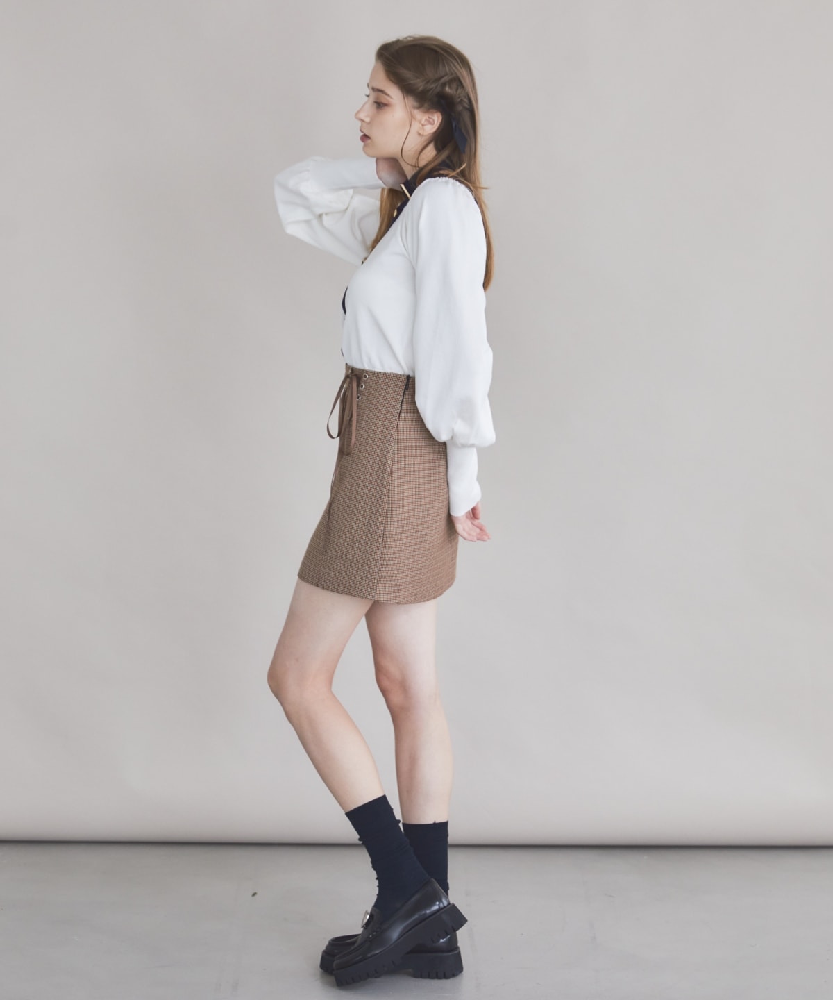 リボンレースアップミニスカート