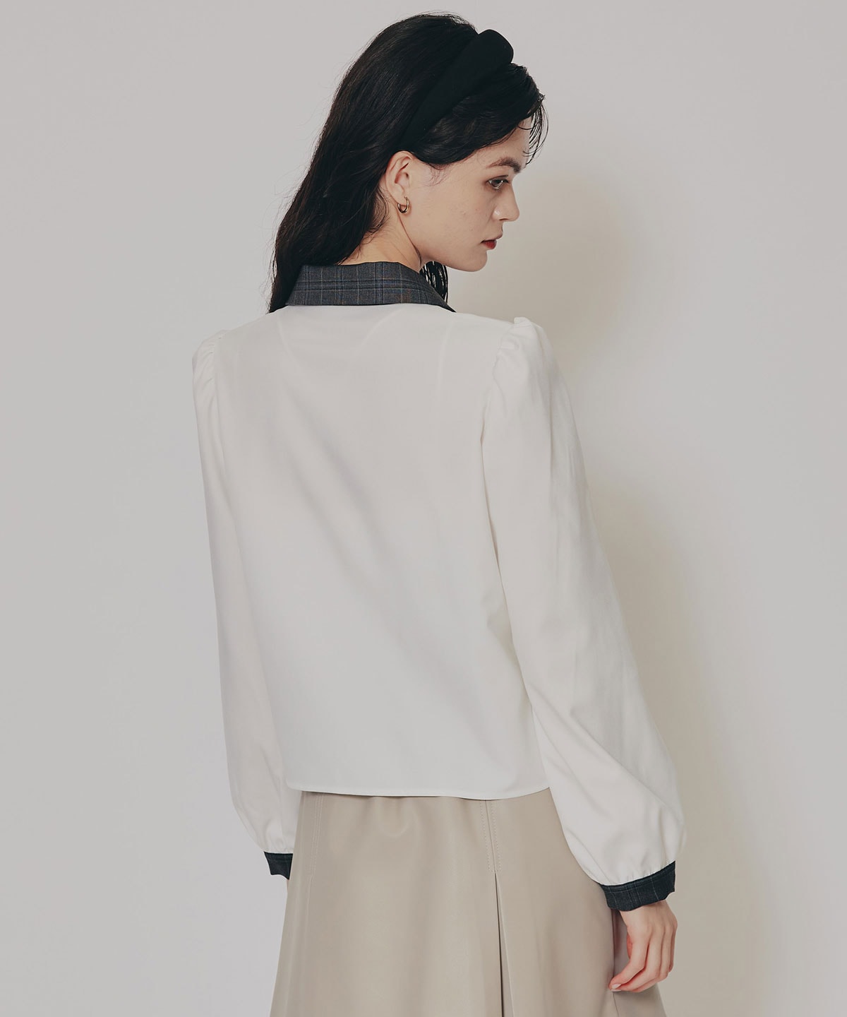 チェックバイカラーリボンタイブラウス