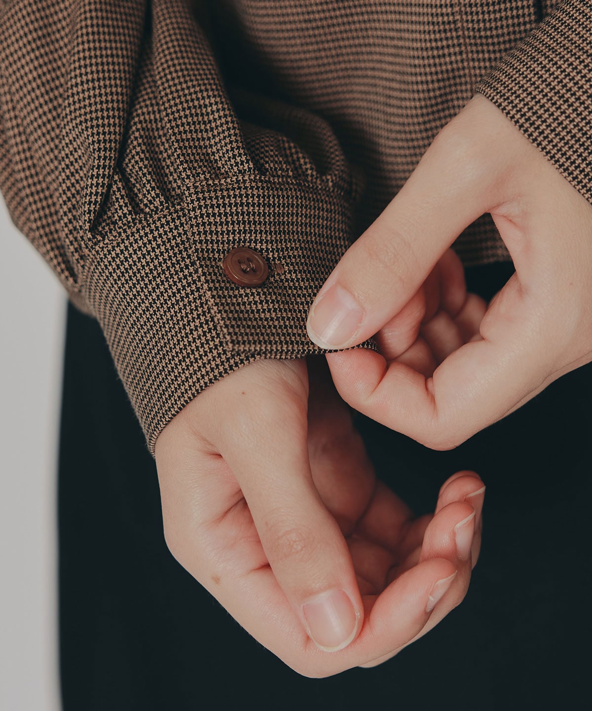 ケープライクグレンチェックリボンタイブラウス