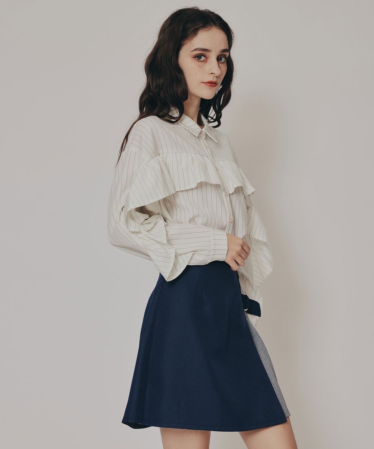 フリルラインストライプブラウス