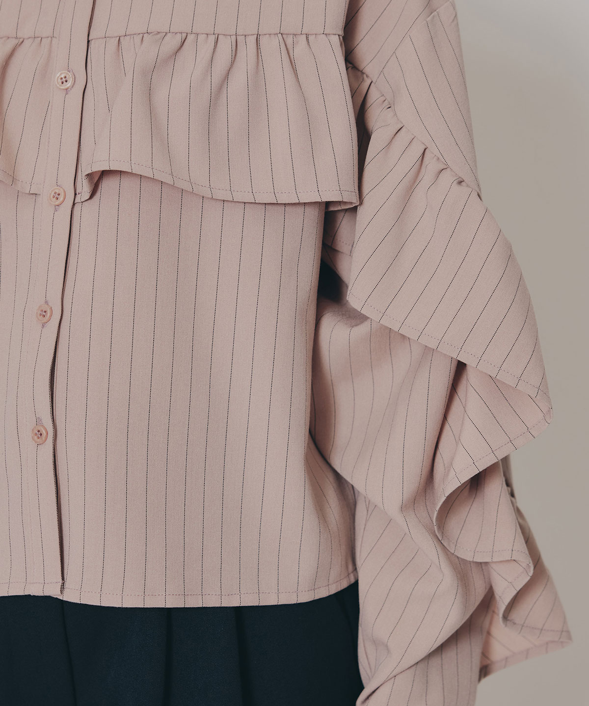 フリルラインストライプブラウス