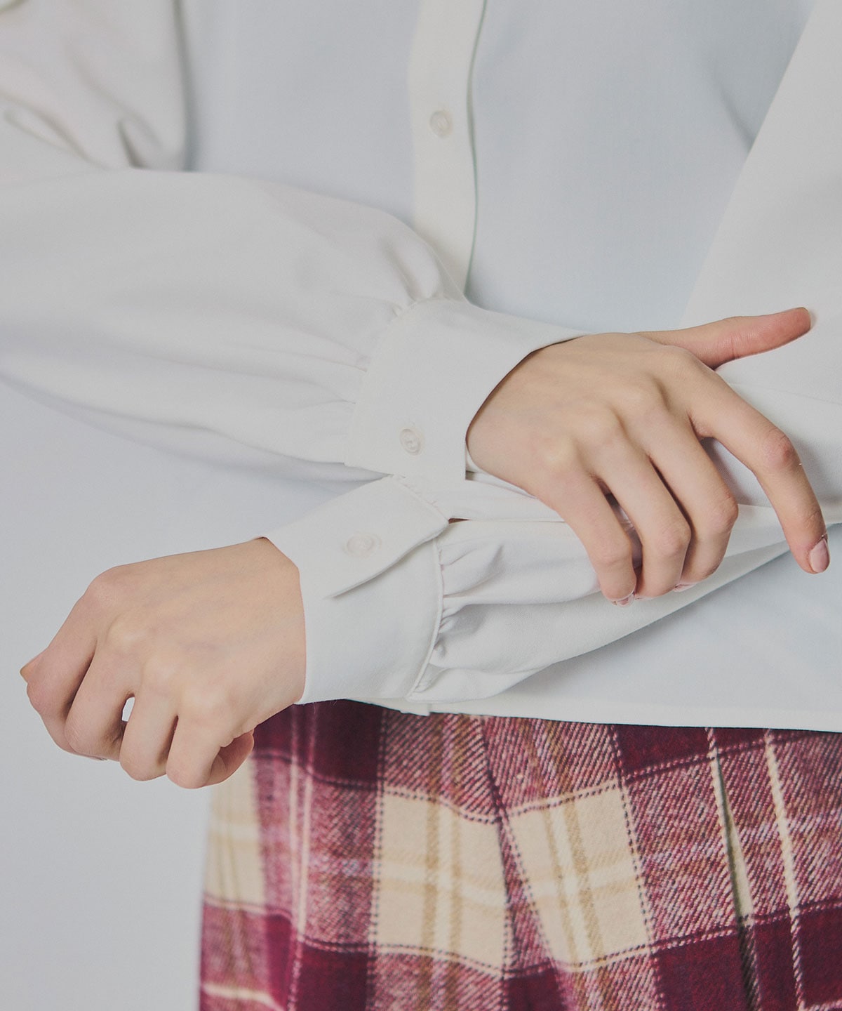 リボンフリルショルダーブラウス