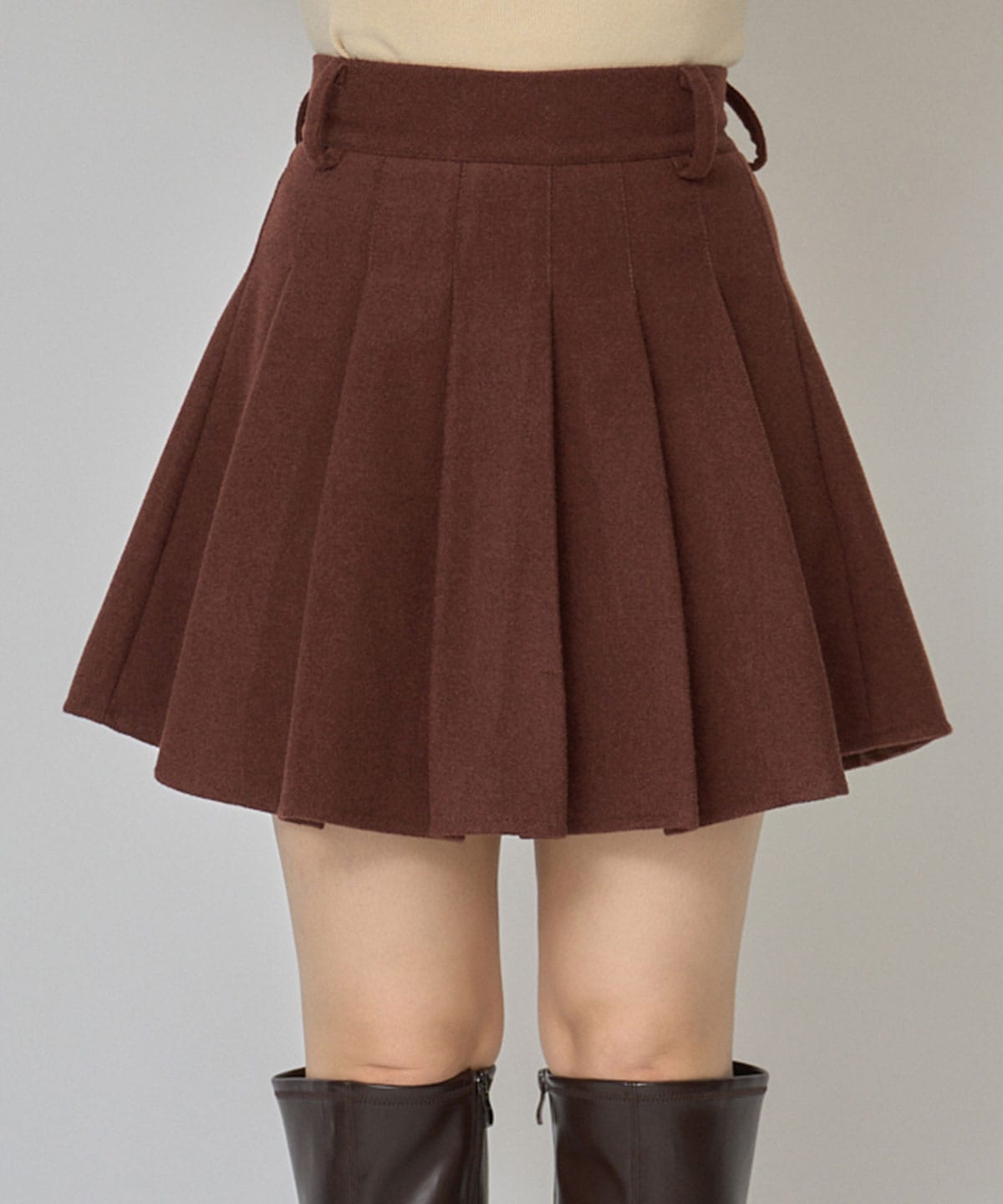 ファーチャームウールライクプリーツミニスカート