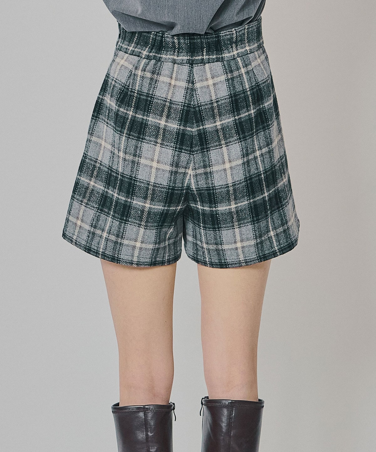 チェックタックショートパンツ