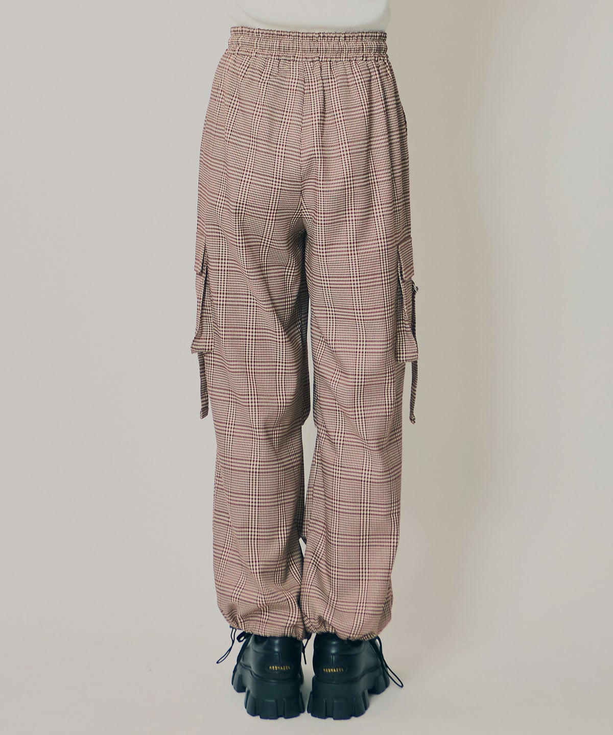 タブポケットカーゴパンツ